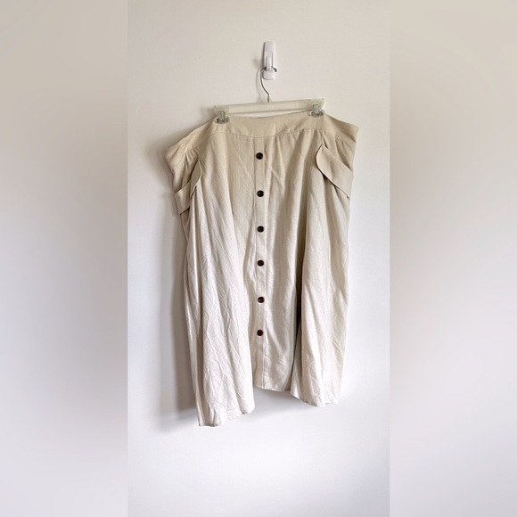 TORRID Size 4X Linen Blend MIdi Cream Button-Front Skirt - Picture 2 of 14